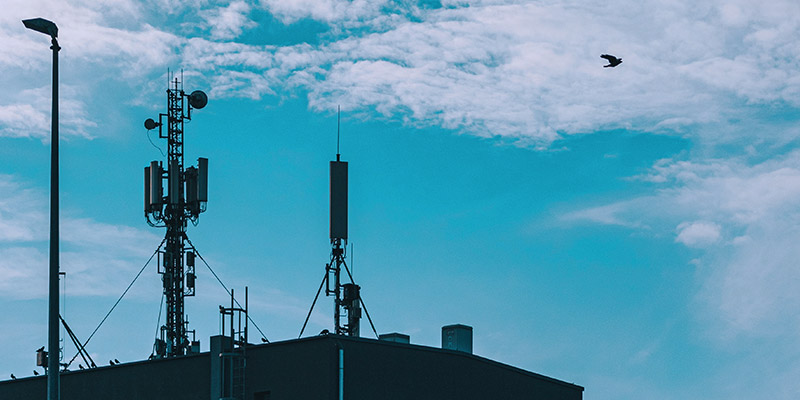 5G: Beamforming, 5G-Funkmast auf Dach